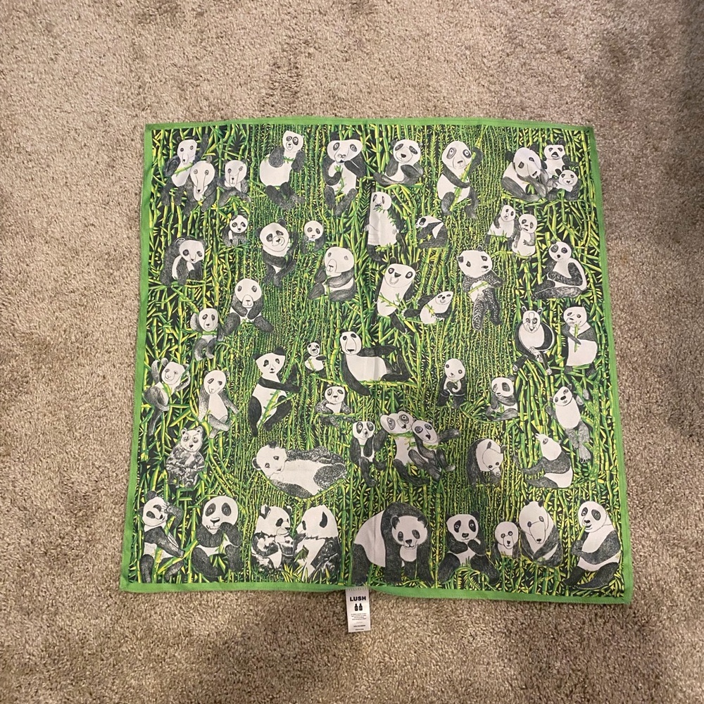 Lush Green Panda Hair Scarf